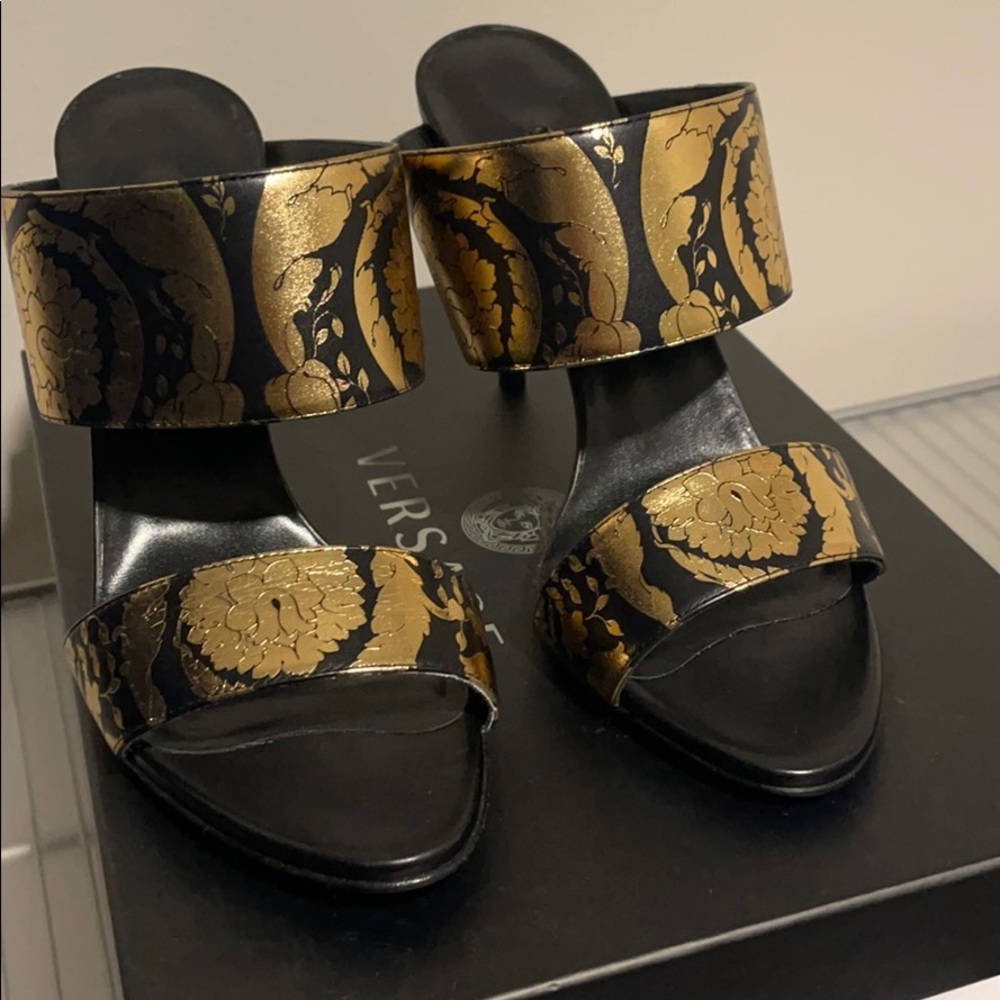 Versace Heels - Picture 2 of 5